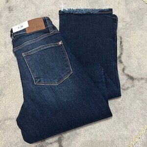 82622 MR Straight Leg w fray by JUDY Blue